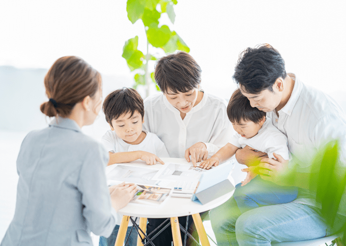 打ち合わせをしている様子