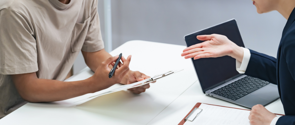 打ち合わせをしている様子